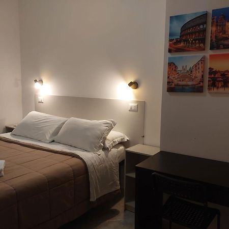 King Suite - Intera Suite Vicino Aeroporto E Fiera Di Roma Fiumicino Dış mekan fotoğraf