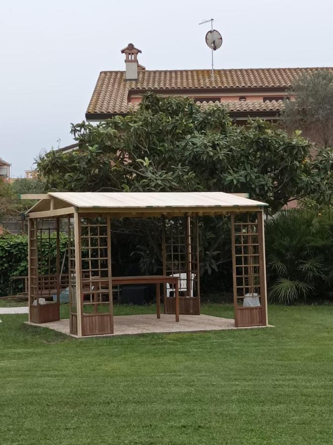 Modular King Suite - Intera Suite Vicino Aeroporto E Fiera Di Roma Fiumicino Dış mekan fotoğraf