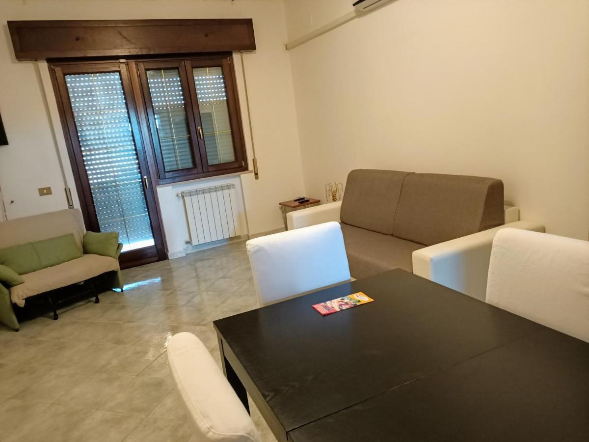 Modular King Suite - Intera Suite Vicino Aeroporto E Fiera Di Roma Fiumicino Dış mekan fotoğraf