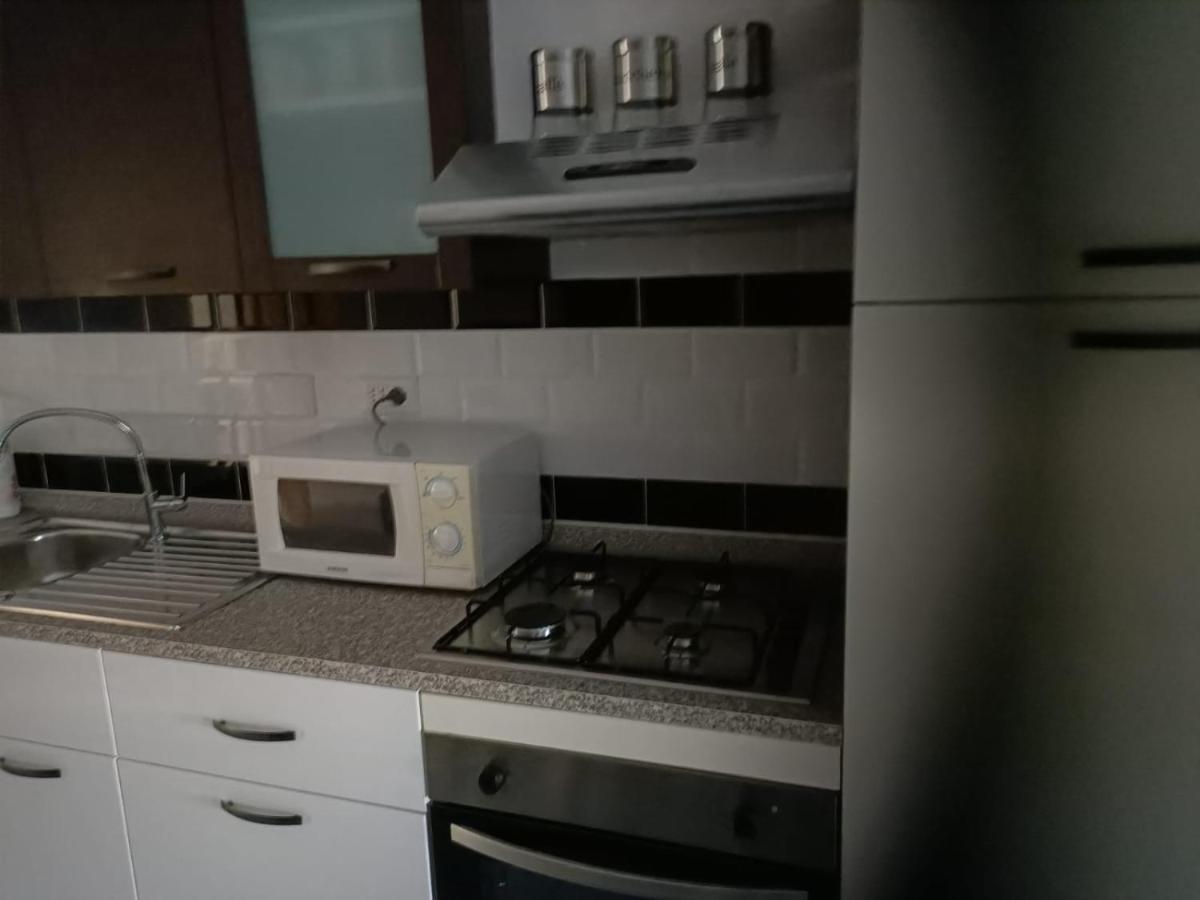 Modular King Suite - Intera Suite Vicino Aeroporto E Fiera Di Roma Fiumicino Dış mekan fotoğraf